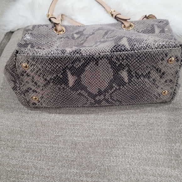 Michael Kors Python snake print gray leather tote bag - Picture 11 of 13